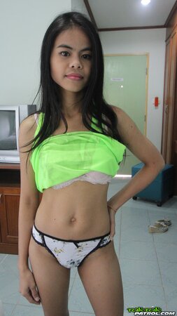 Appealing girl from Thailand wants to get fucked with passion