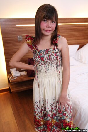 Thai chick named Puy is going to open her legs for a creampie