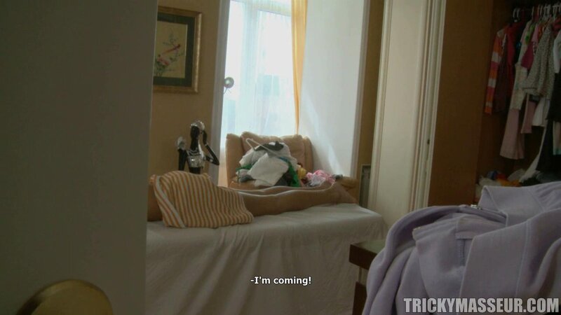 Submissive Russian gal agrees to fuck her masseur because why not