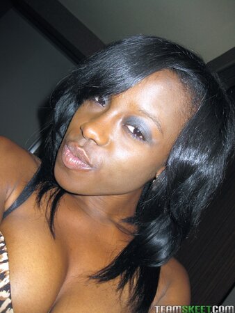 Black whore Jelly Sweets films her naked body to tease her bf
