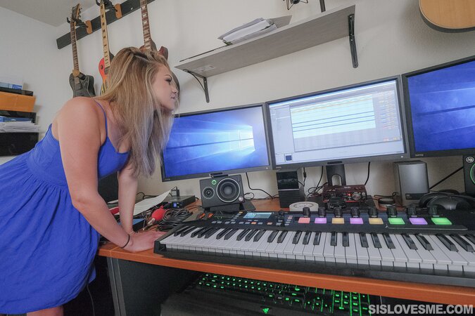 Athena Faris is going to pout a lot and screw with legs open