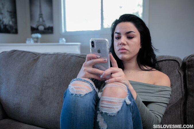 Looking for the best dick, she gets on with her stepbrother