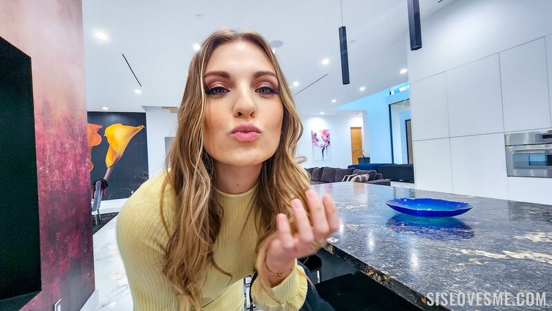 Lucky Kenzie Love teams up with an even hotter girl today