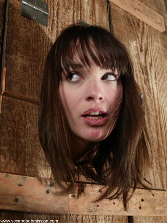 Girl hates bright colors and getting fucked like a normal human