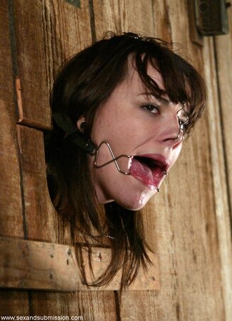 Girl hates bright colors and getting fucked like a normal human