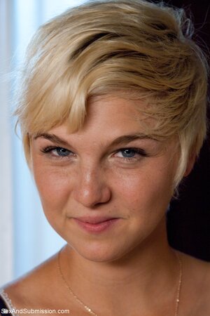 Chloe Camilla can really be considered the star of this one