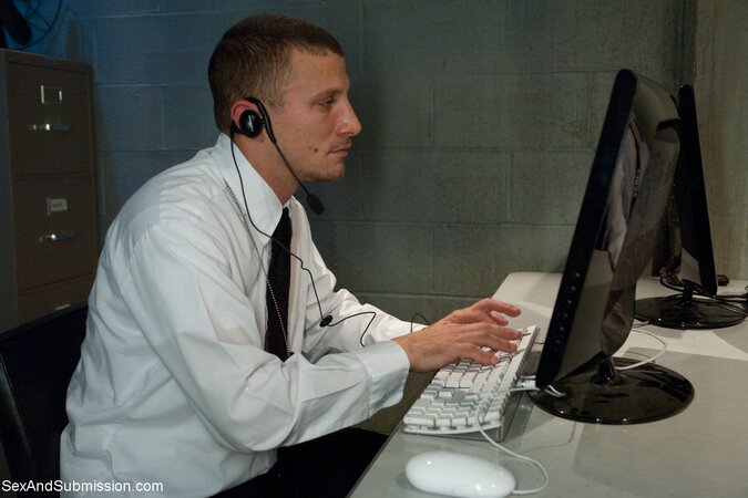 With an almost desperate need, the man's cock is going to pillage