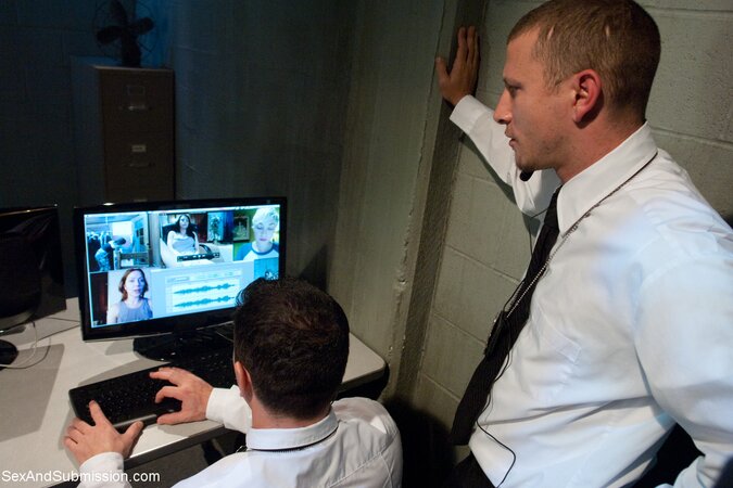 With an almost desperate need, the man's cock is going to pillage