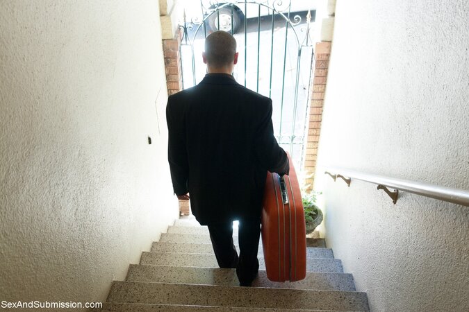 Lucky camera lingers on every curve in this hot fuck scene