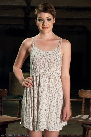 Tight slavegirl is alluring and completely memorable in a hot way