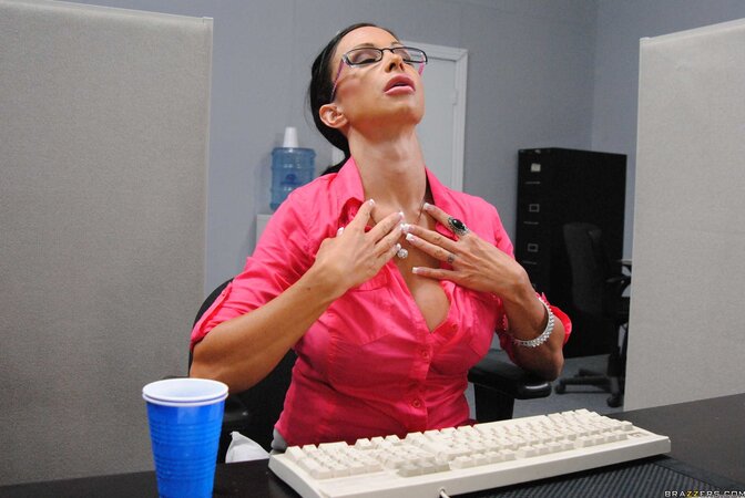 It will be a passionate meeting and there will be jizz spilled