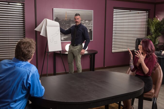 Monique Alexander wants him to feed that tasty cock to her