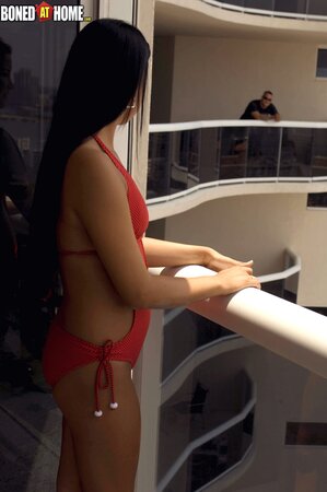 Tanner Mayes looks cute and she is ready to fuck in a hotel