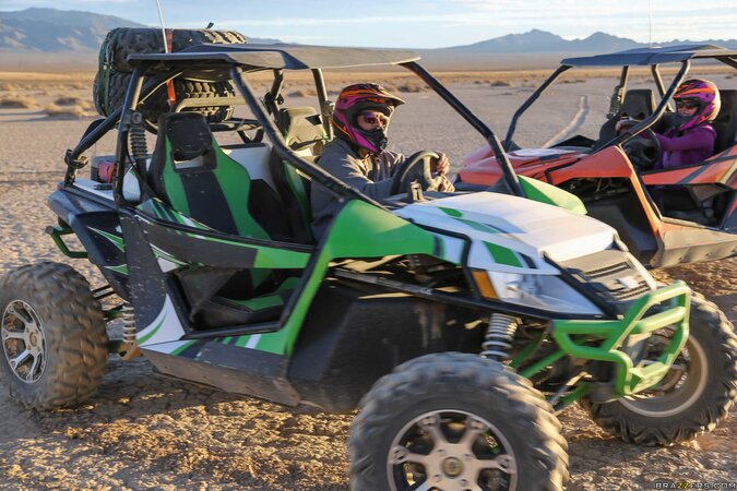 Big boobs MILF instructs him to fuck her right on the spot