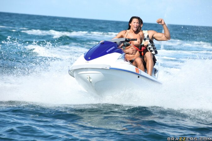 Lezley Zen is going to be in the spotlight anyway in this one