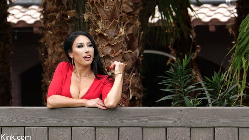 He knows that sucking her cunt is a real fucking privilege