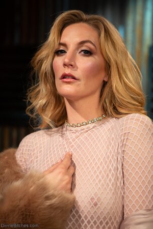 Honestly, anyone would be utterly awestruck by this domme