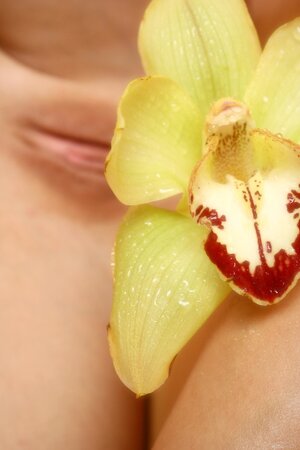 Blondie here is one of the most sought-after amateur teens