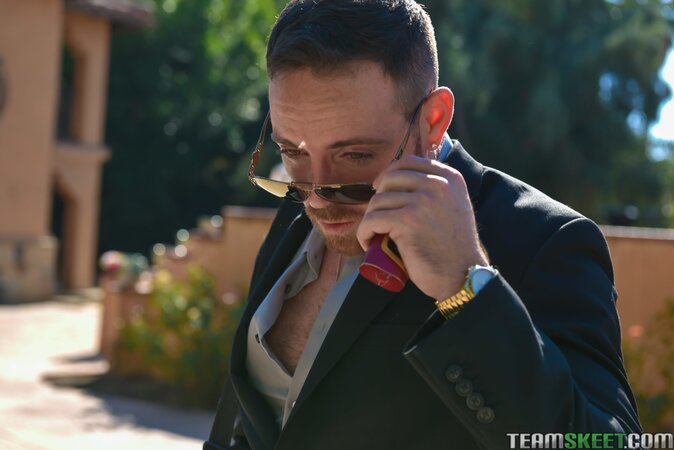 Both girls want to get coated in fresh semen no doubt about it