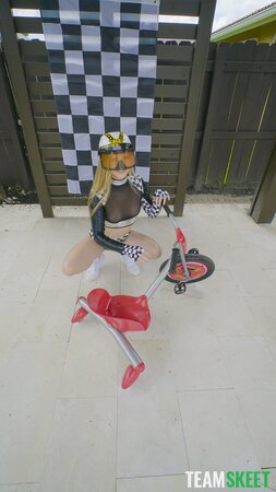 Tiny orgasmic moaner  is going to get rammed with passion