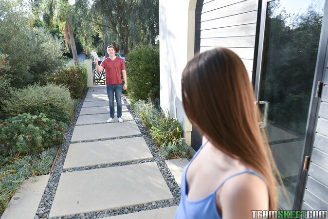 Tight Latina is a champion of the ass-to-mouth fucking in HQ