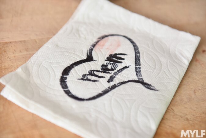 Cougar seduction scene really offers everything for every taste