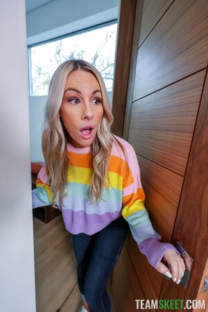 Badass fucking with two MILFs who have a truly gushing kitty