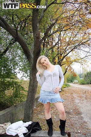 Firm and toned cleavage of Nesty is exposed outside big time