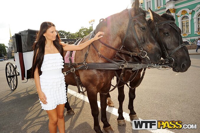 This goes beyond a simple sightseeing session as she seduces