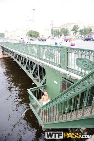 This goes beyond a simple sightseeing session as she seduces