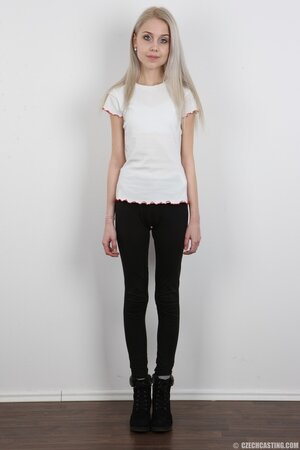 Thin as fuck teen showing off her non existent ass for the cam