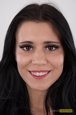 Tereza Fox is ready to show her body and look great as well