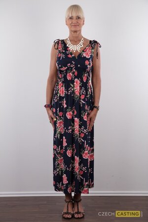 Old bitch Roxana Hanova showing her leathery tits and more