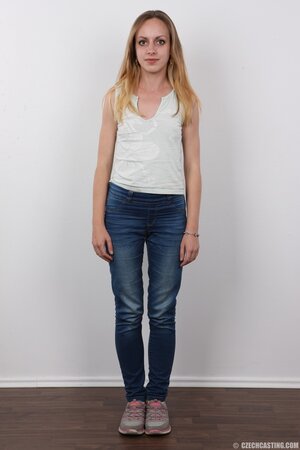 Small boobs blonde Jarmila is going to show off her body