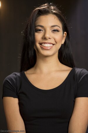 Gina Valentina seems like the perfect prey for this fucker