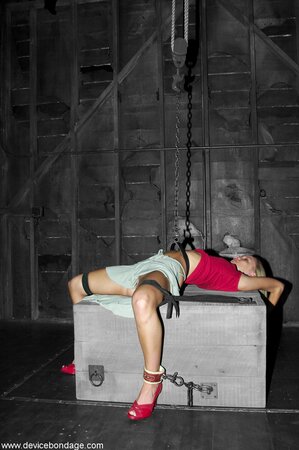 Leah Wilde wants her pussy to be used big time in this one