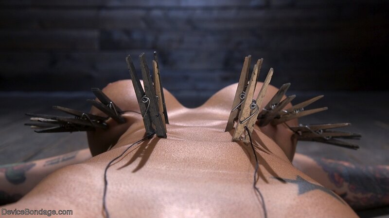 Tana Lea has a tantalizing pussy that you will fucking love