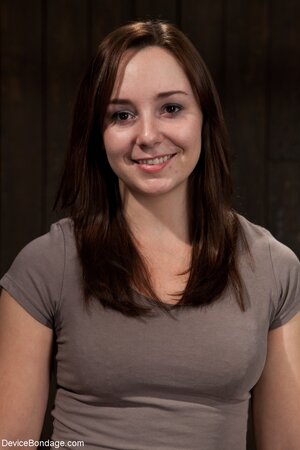 Analia Flores is going to get her ass punished big time today