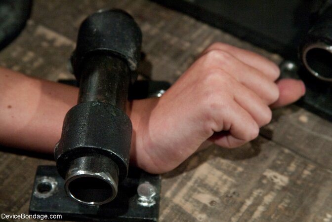 Angelica Saige is going to get ruined forever and ever in HQ