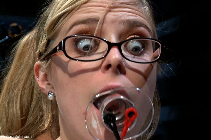 Two nerds surrender to a kinky domme and she enjoys it too