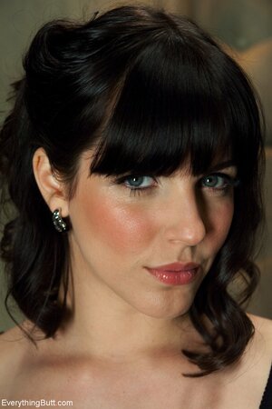 Bobbi Starr and Julia Ann are the hottest lezdom duo too