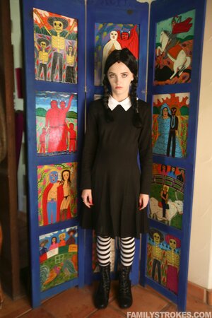 Addams Family cosplayers enjoying a stepfamily fuck in HQ