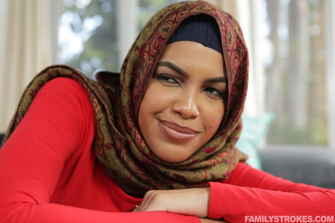 Stepsister is a horny Arab who wants to fuck with no shame