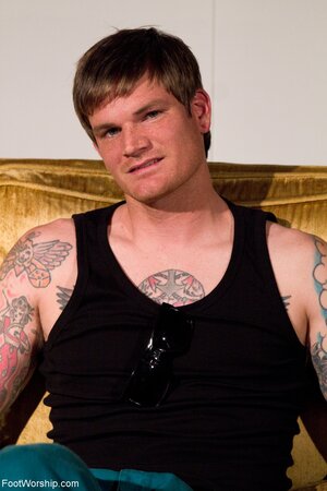 Hot brunette showing her hairy pussy and getting licked too