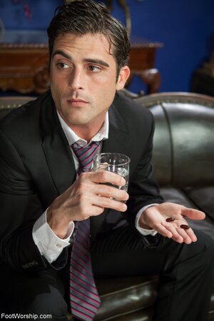 Dude gets to worship all sorts of tasty toes in this gallery