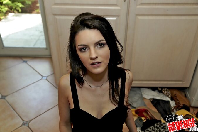 Kacey Quinn looks like the ultimate goth GF with a tight twat