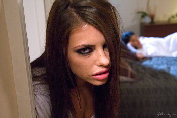 Adriana Chechik and the others enjoying hard action in HQ