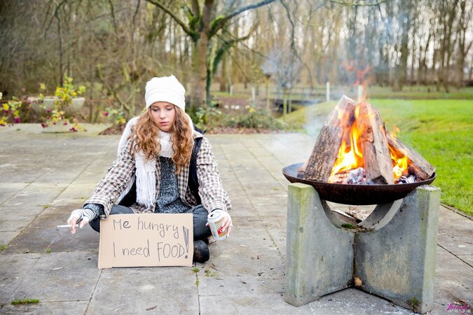 Redheaded girl will fuck old creeps for food and it is great