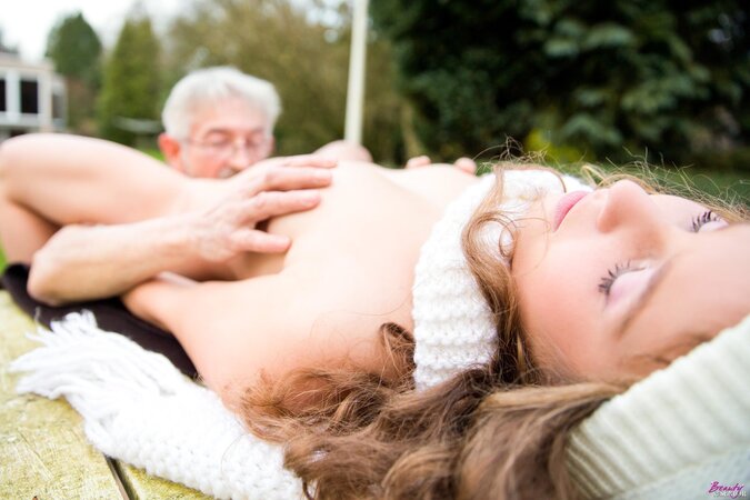 Redheaded girl will fuck old creeps for food and it is great