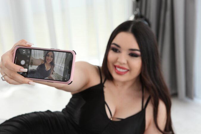 Brutal anal makes her cum once again after suffocating oral